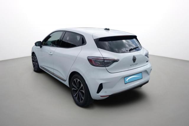 Renault Clio image 2