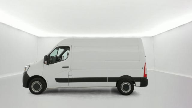 Renault Master image 1