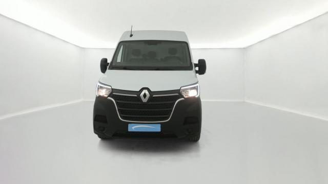Renault Master image 2