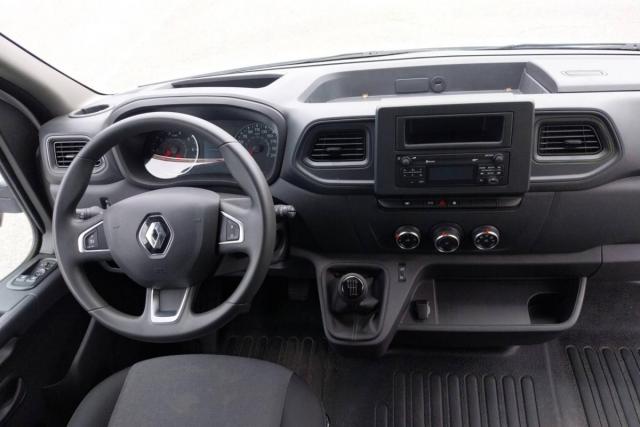 Renault Master image 7
