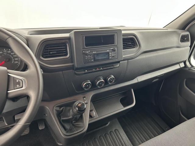 Renault Master image 3