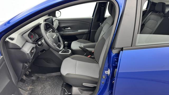 Dacia Sandero image 1