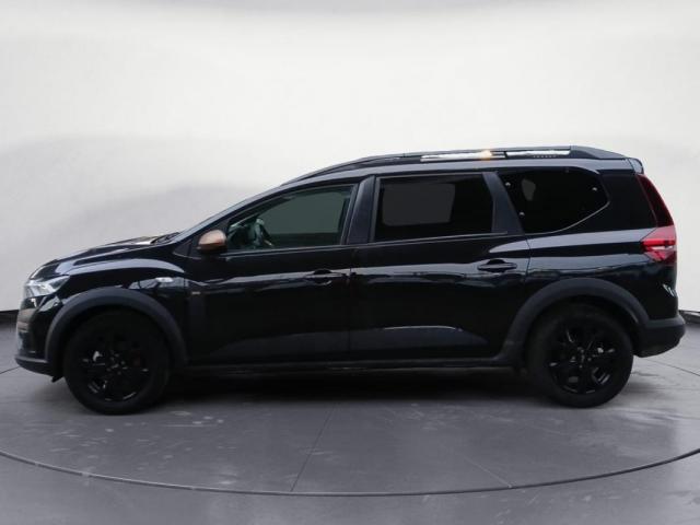 Dacia Jogger image 1