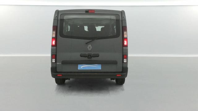 Renault Trafic image 8