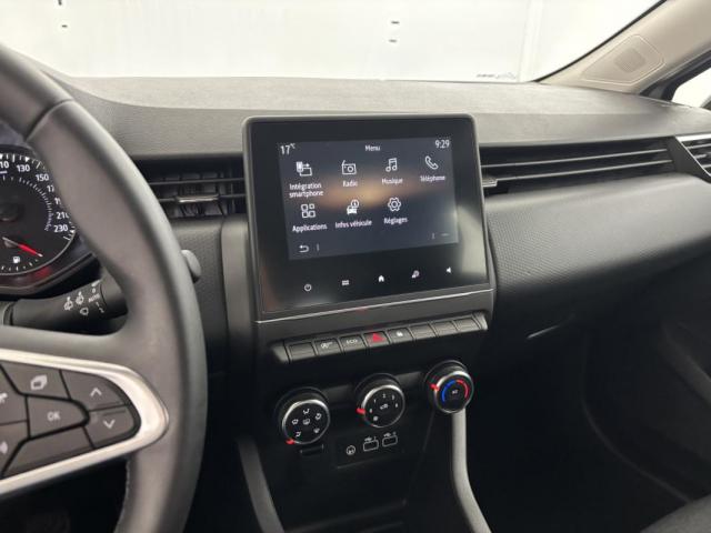 Renault Clio image 2