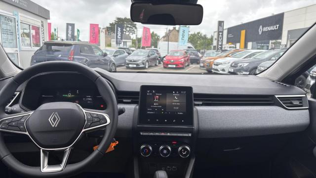 Renault Clio image 6
