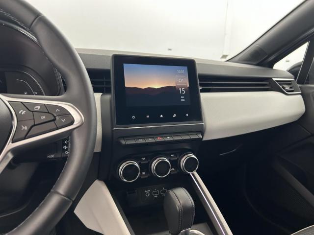 Renault Clio image 1
