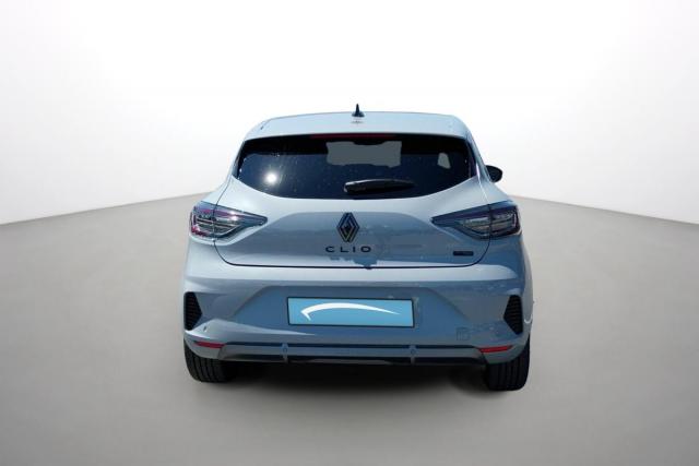 Renault Clio image 8