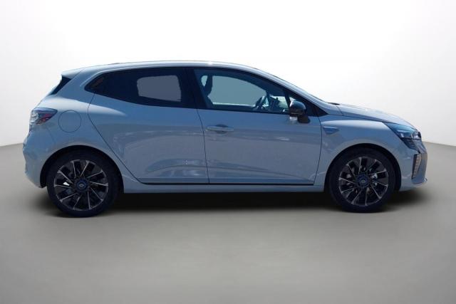 Renault Clio image 6