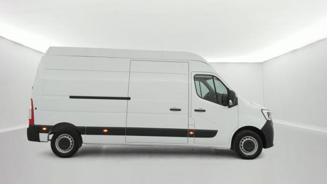 Renault Master image 9