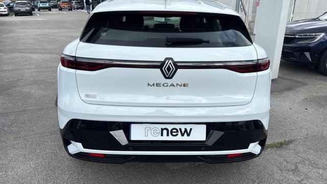 Renault Mégane E-Tech image 8