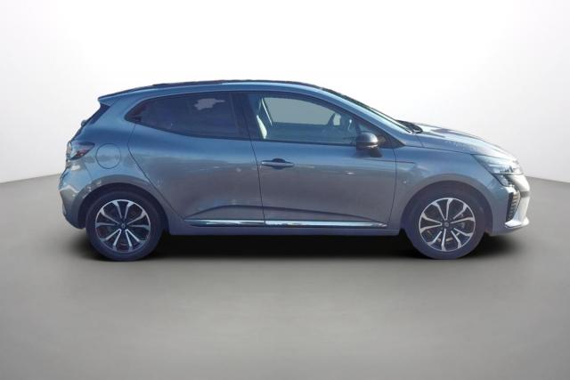 Renault Clio image 8