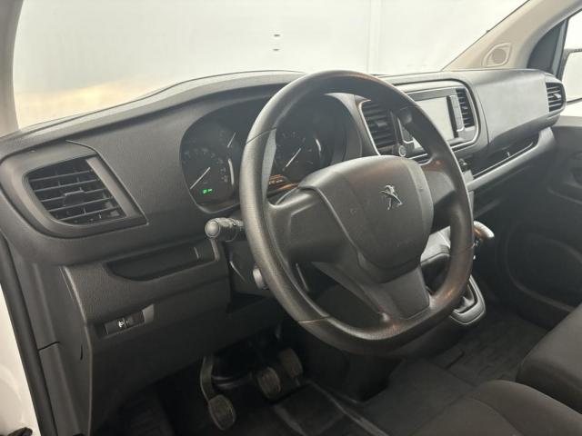 Peugeot Expert image 1