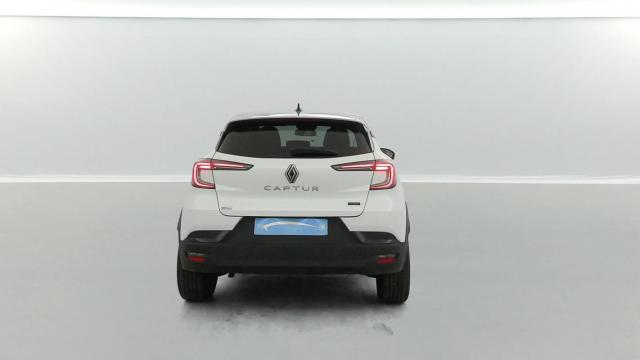 Renault Captur image 2