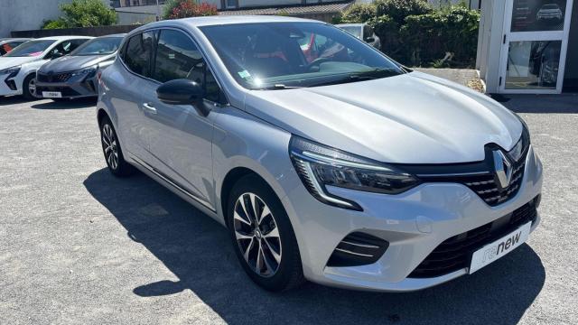 Renault Clio image 9