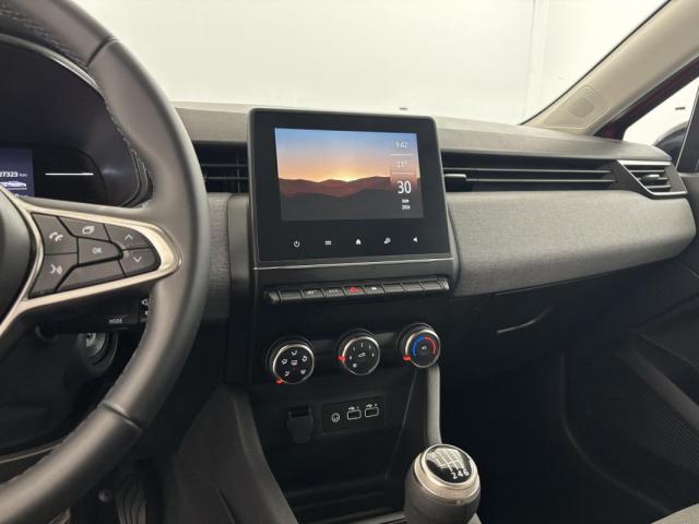 Renault Clio image 1