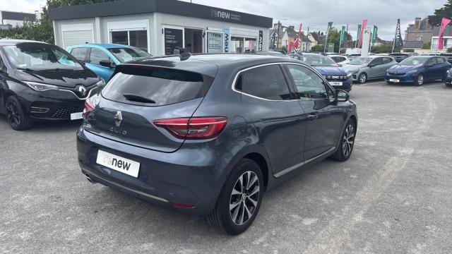 Renault Clio image 8