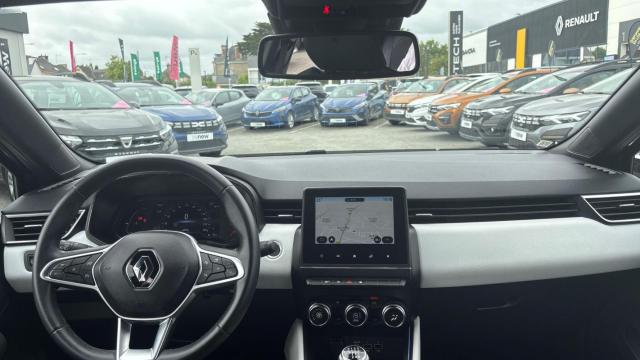 Renault Clio image 1