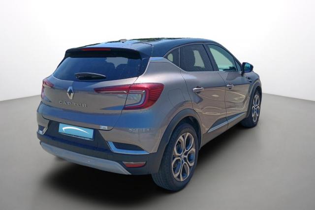 Renault Captur image 2