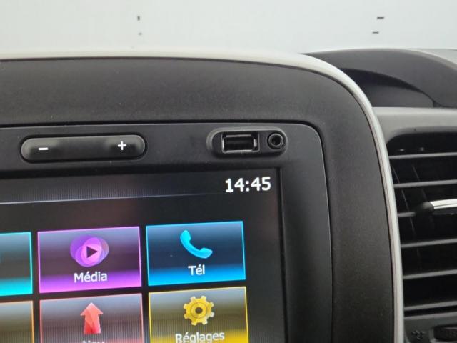 Renault Trafic image 1