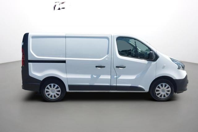 Renault Trafic image 2