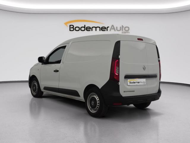 Renault Express Van image 6