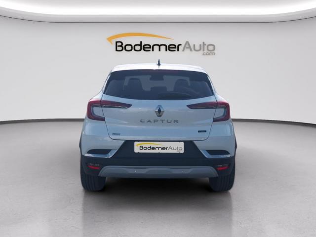 Renault Captur image 9