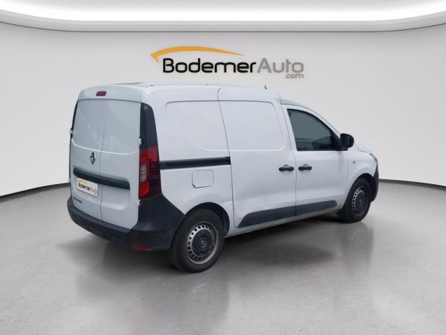 Renault Express Van image 9