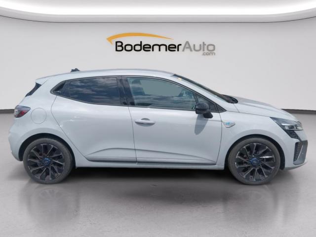 Renault Clio image 2