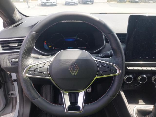 Renault Clio image 9
