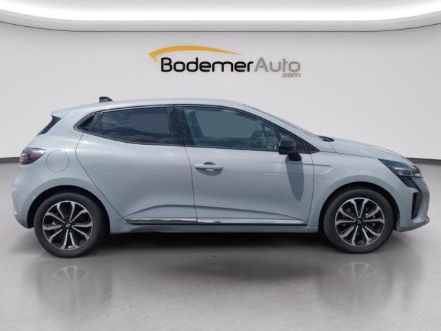 Renault Clio image 8