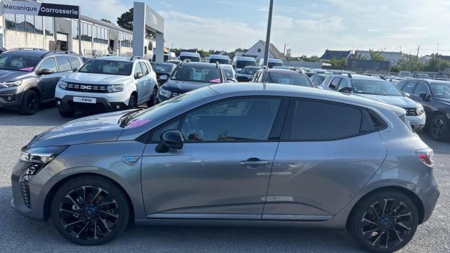Renault Clio image 9