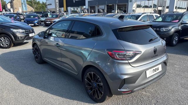 Renault Clio image 8