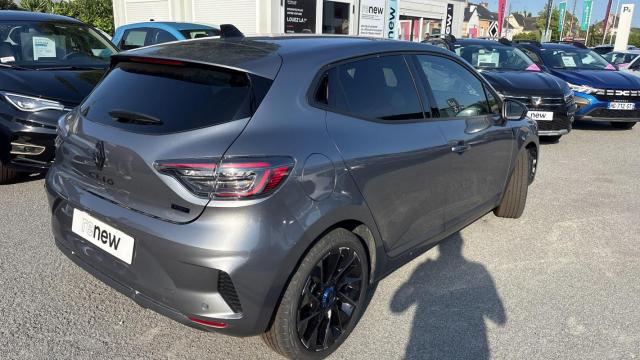 Renault Clio image 2