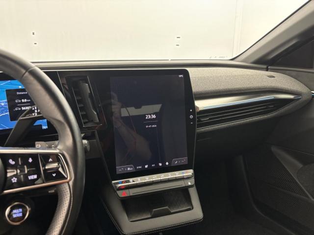 Renault Mégane E-Tech image 1