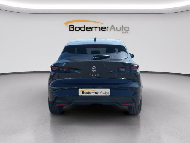 Renault Clio image 9