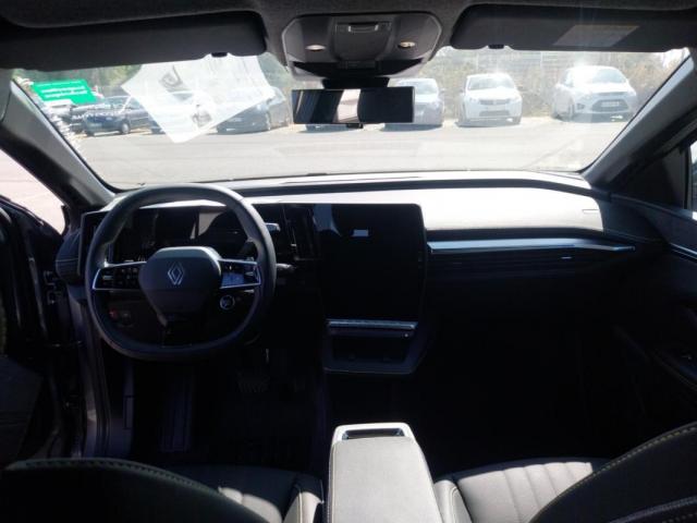 Renault Mégane E-Tech image 9