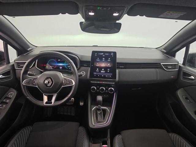 Renault Clio image 2