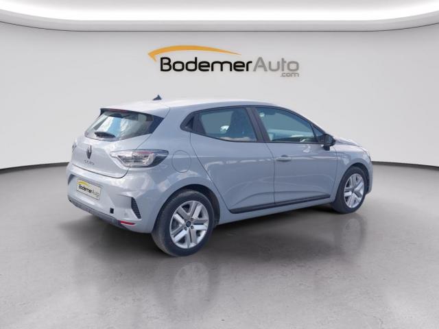 Renault Clio image 6