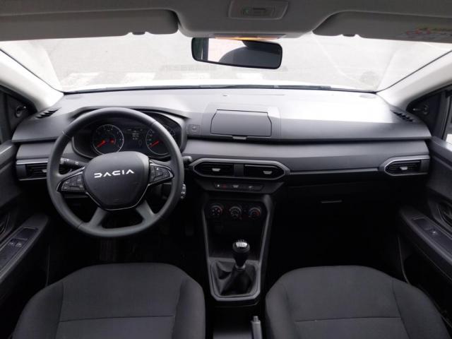 Dacia Sandero image 1