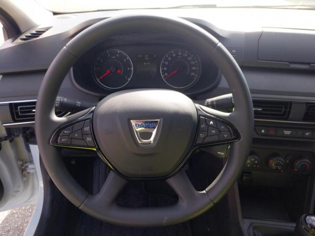 Dacia Sandero image 8