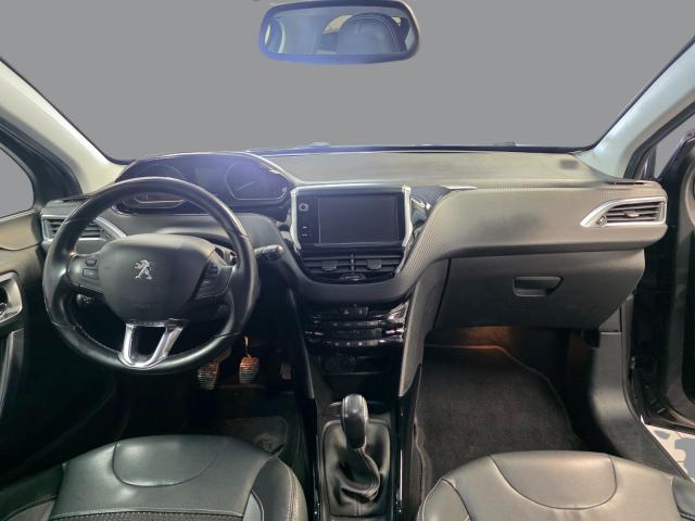 Peugeot 2008 image 1