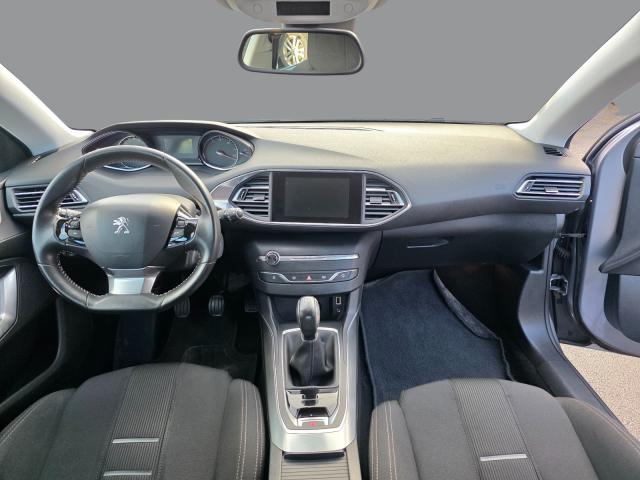 Peugeot 308 image 1