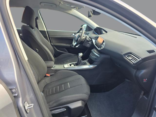 Peugeot 308 image 4