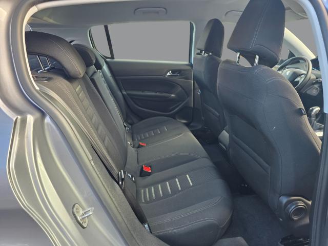 Peugeot 308 image 5