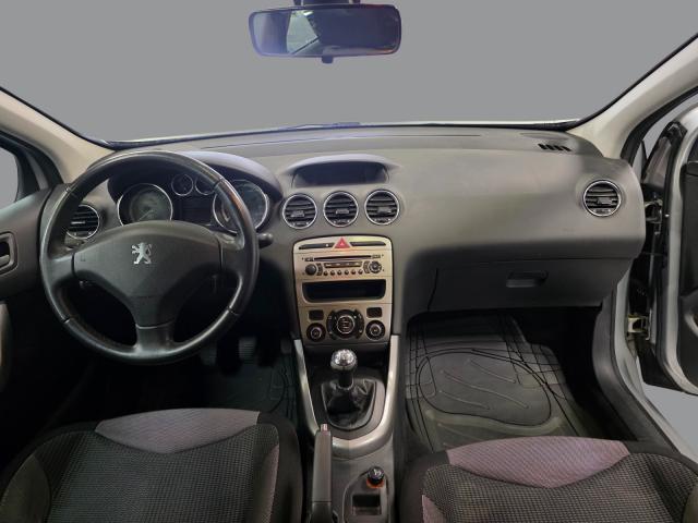 Peugeot 308 image 4