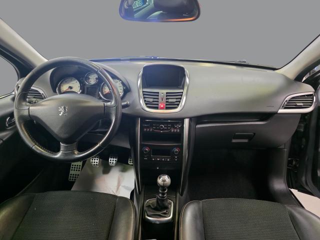 Peugeot 207 image 1