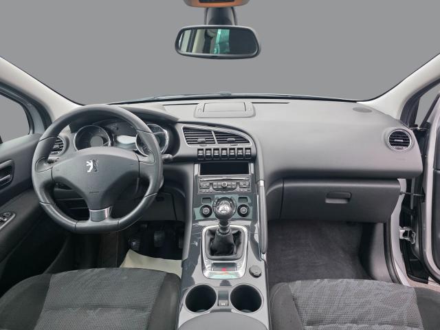Peugeot 3008 image 5