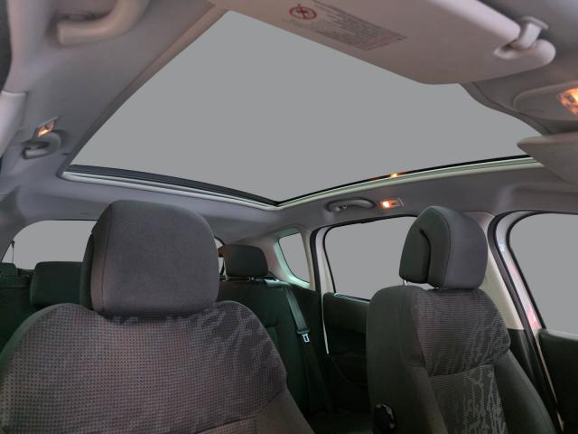 Peugeot 3008 image 2