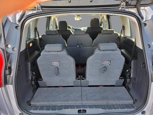 Peugeot 5008 image 4